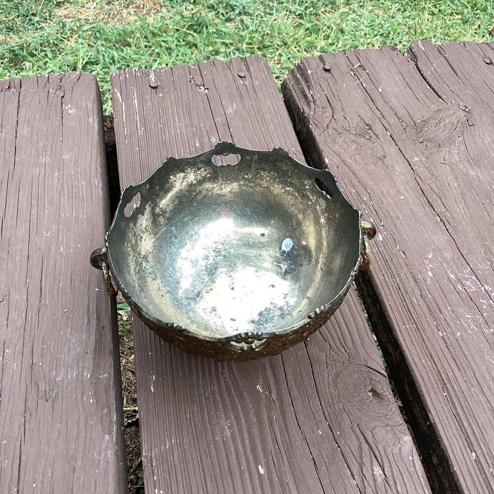 Vintage Raymond Silverware Brass Footed Decorative Bowl Or Candy Dish W/ Handles - Picture 3 of 6